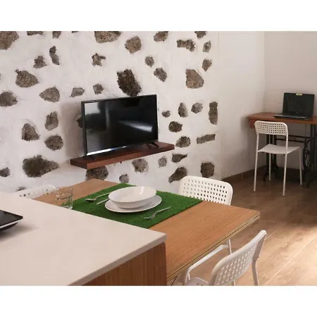 Semesterbostad Marabia Loft San Bartolomé
